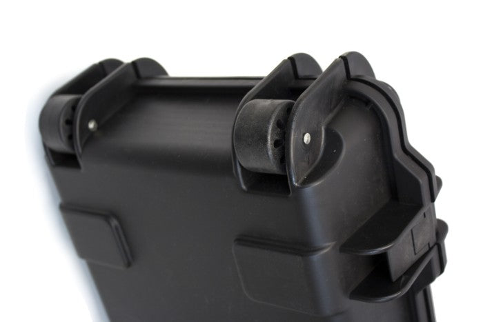 PremiumRifleCase_Large_WaveFoam_Black_wheels