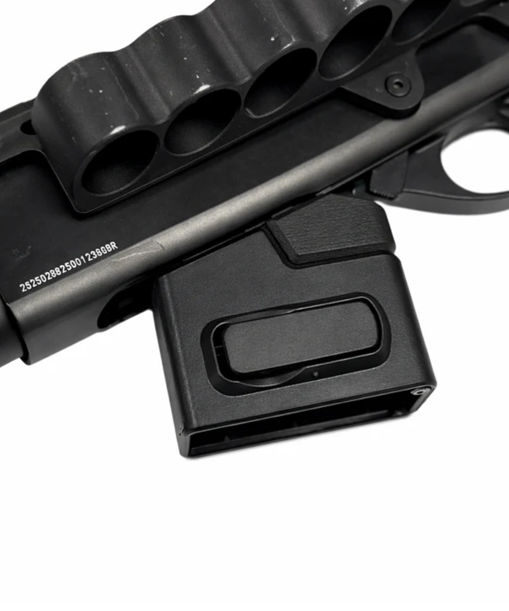 AirTac Shotgun to M4 Adapter (TM M870 / Breacher / Golden Eagle / Secutor)
